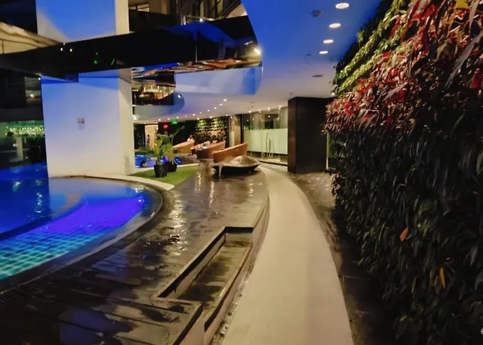 Barefoot Sanctuary Aparthotel Manila